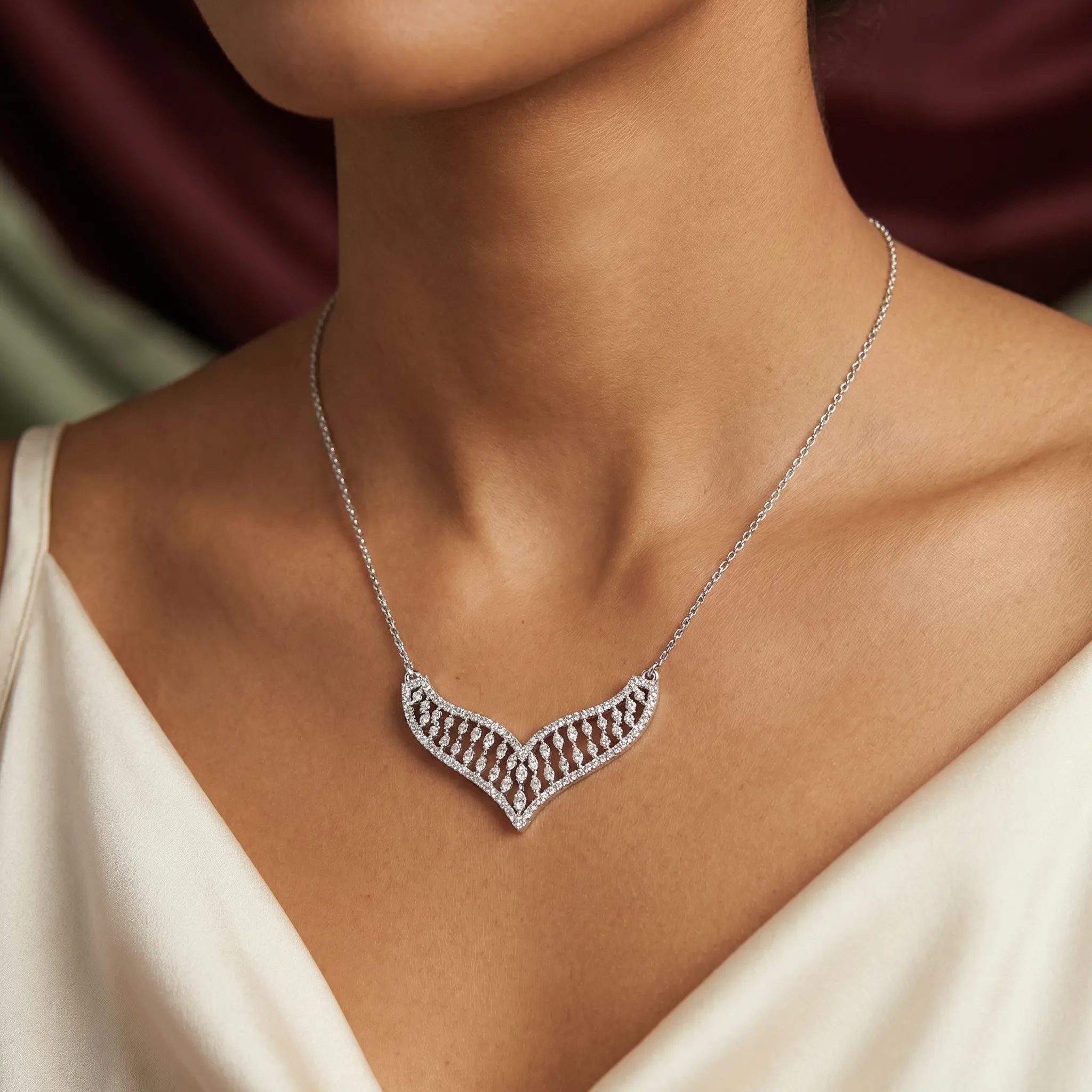 Trilocana Gola Crest Mangalsutra